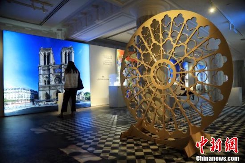 La première exposition immersive en réalité virtuelle au monde de Notre-Dame de Paris commence son tour asiatique à Shanghai