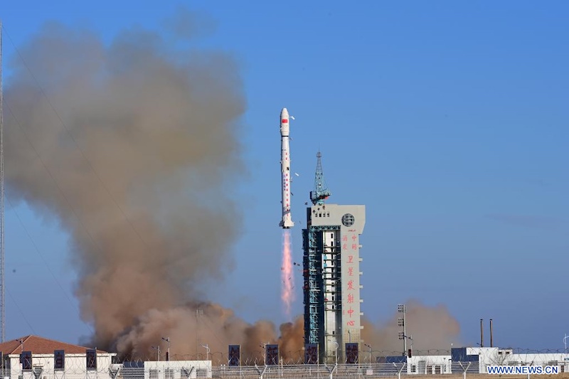 La Chine lance deux satellites d'expérimentation spatiale