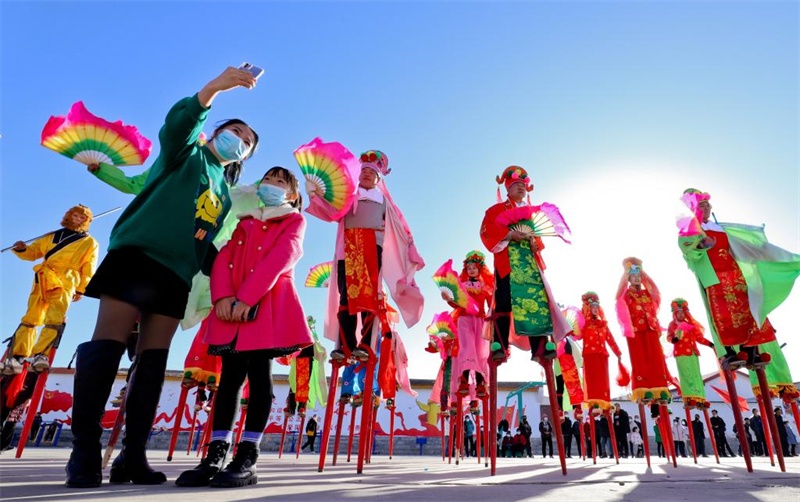 Gansu : des activités de Shehuo pour la Fête du Printemps à Ganzhou