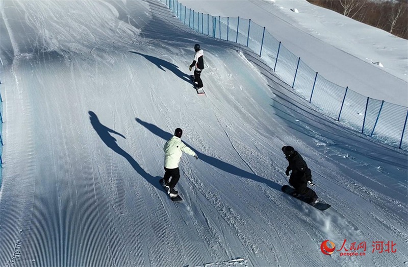 Hebei : découvrir la piste de championnat, accueillir une charmante saison de ski à Zhangjiakou