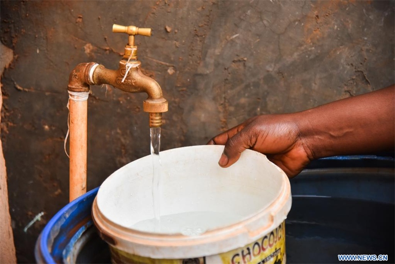 Une station de traitement chinoise améliore l'alimentation en eau de villes camerounaises