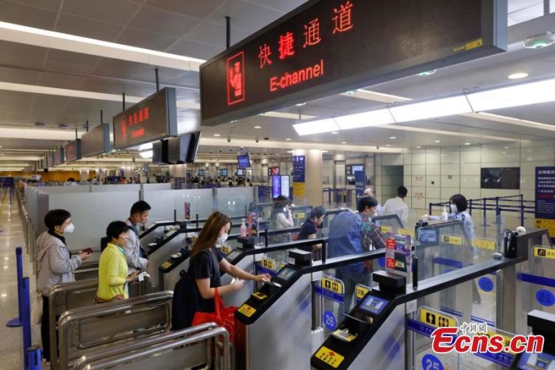 Shanghai : les services d'entrée et de sortie rapides rétablis