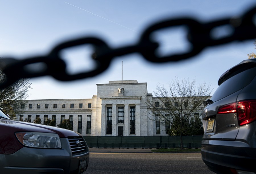 Photo prise le 20 avril 2022 aux Etats-Unis montrant le siège de la Réserve fédérale américaine (Fed) à Washington, D.C., aux Etats-Unis. (Xinhua/Liu Jie)