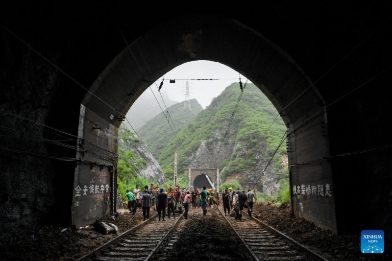 Beijing : les secours sont en cours dans les districts touchés par les inondations