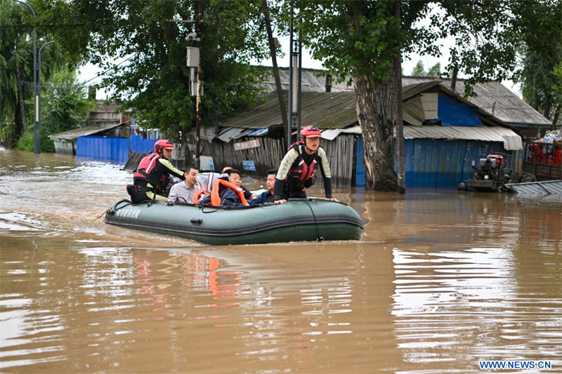 Chine : opérations de secours après les inondations au Heilongjiang