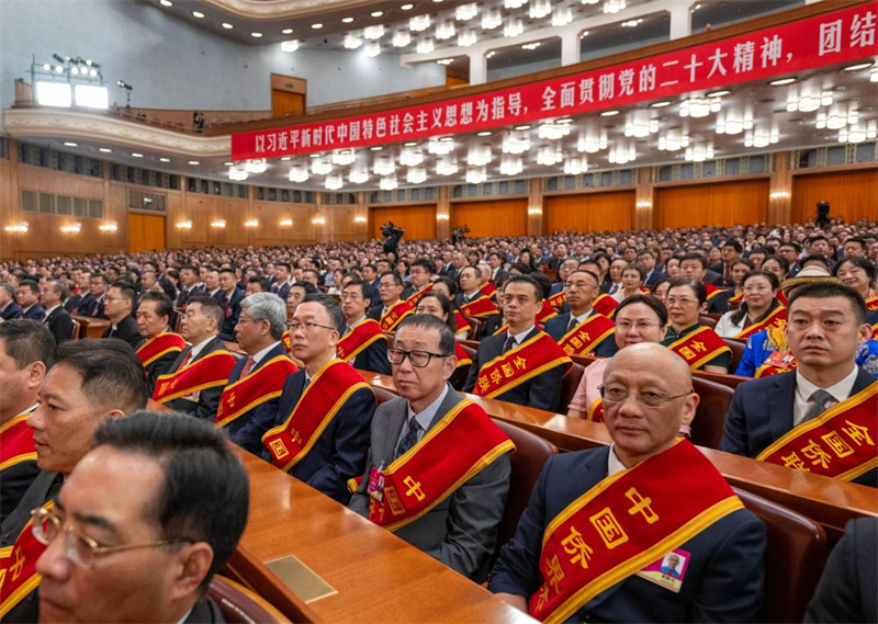 Les hauts dirigeants chinois assistent au congrès national des ressortissants chinois de retour dans la patrie