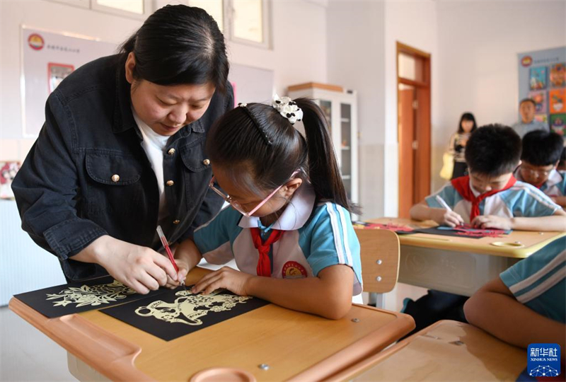 La culture traditionnelle chinoise s'immisce dans les écoles