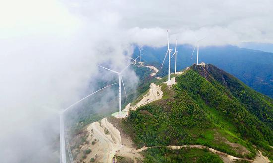 Projet éolien dans les monts Laba. (Photo fournie par la Chengdu Engineering Corporation Limited sous le contrôle de la Power China)