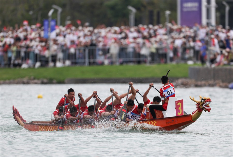 Epreuve du 500m des bateaux-dragons hommes aux Jeux asiatiques de Hangzhou