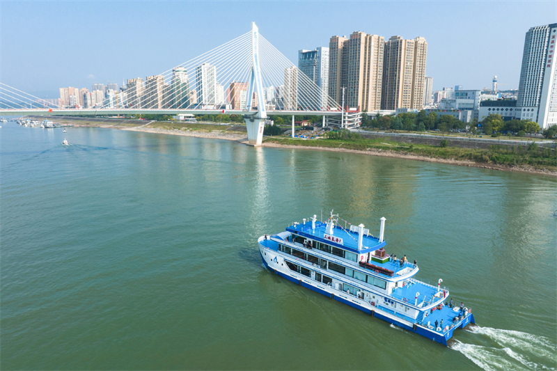 Le premier navire chinois à hydrogène a été mis en service dans la province du Hubei