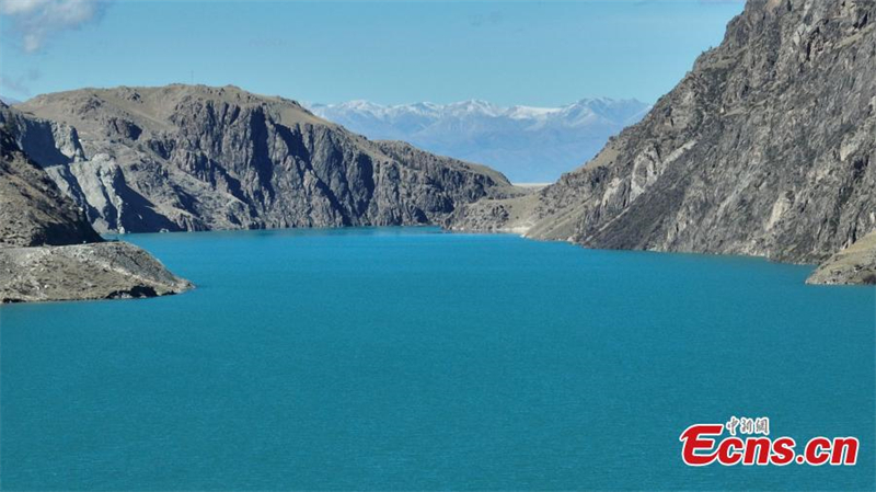 Xinjiang : les magnifiques paysages d'automne du lac Yuhu