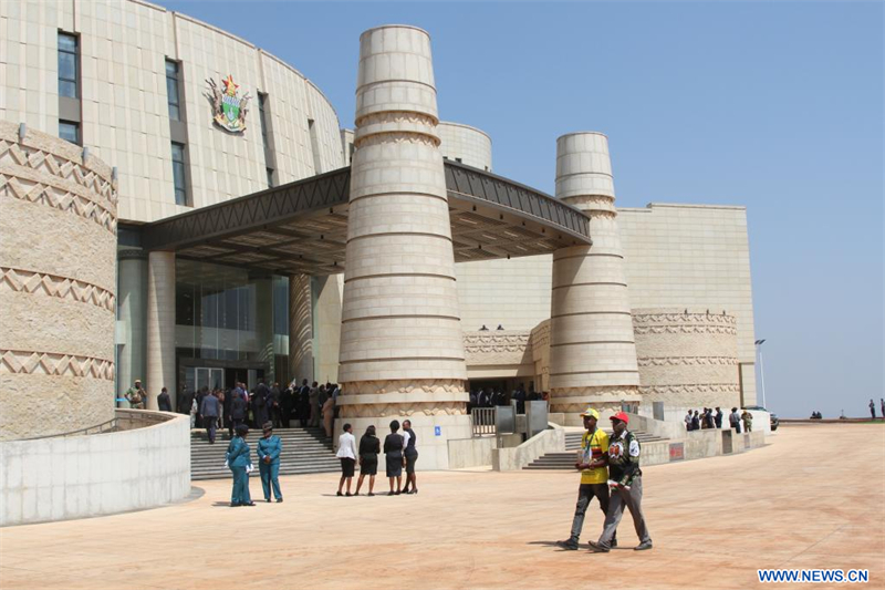 La Chine livre au Zimbabwe le nouveau bâtiment du parlement