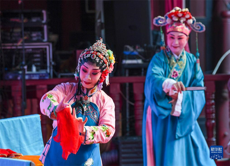 Chongqing : ouverture d'un festival de l'opéra du Sichuan