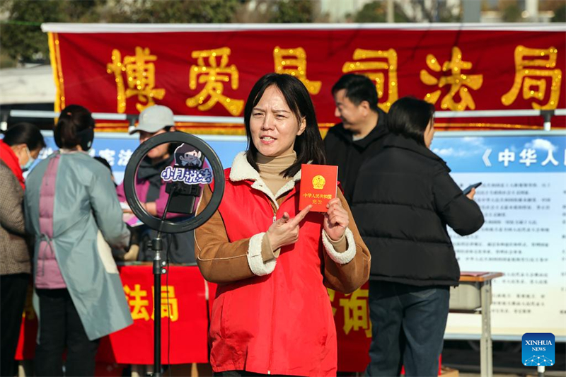 La Chine célèbre la 10e journée nationale de la Constitution