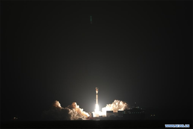 Chine : lancement d'un satellite d'essai par une fusée porteuse Smart Dragon-3