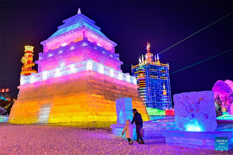 Jilin : ouverture de 27e Festival de la glace et de la neige de Changchun