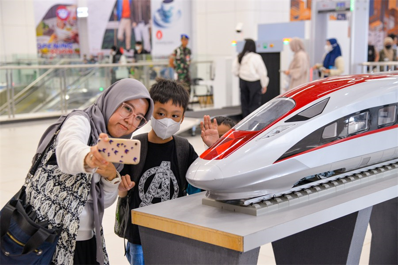 Le train à grande vitesse Jakarta-Bandung a transporté 700 000 passagers depuis sa mise en service commerciale en Indonésie