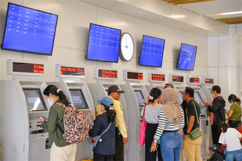 Le train à grande vitesse Jakarta-Bandung a transporté 700 000 passagers depuis sa mise en service commerciale en Indonésie