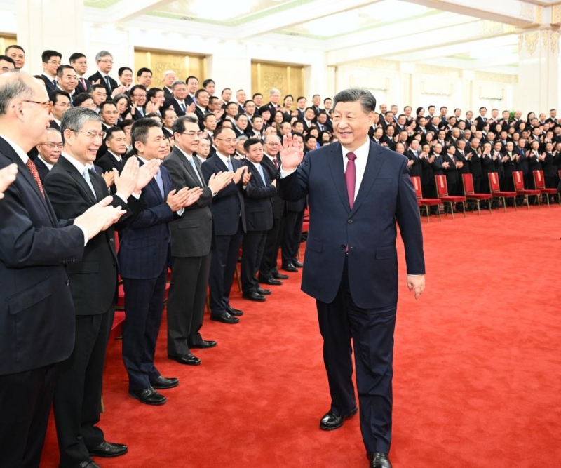 Xi Jinping rencontre les envoyés diplomatiques chinois à l'étranger