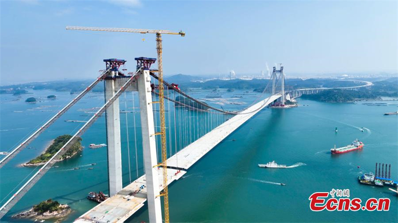 Le plus long pont maritime du Guangxi a été connecté