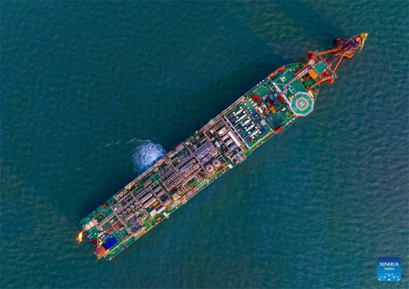Hebei : histoire en photos d'un employé tibétain des champs pétrolifères offshore de Qinhuangdao