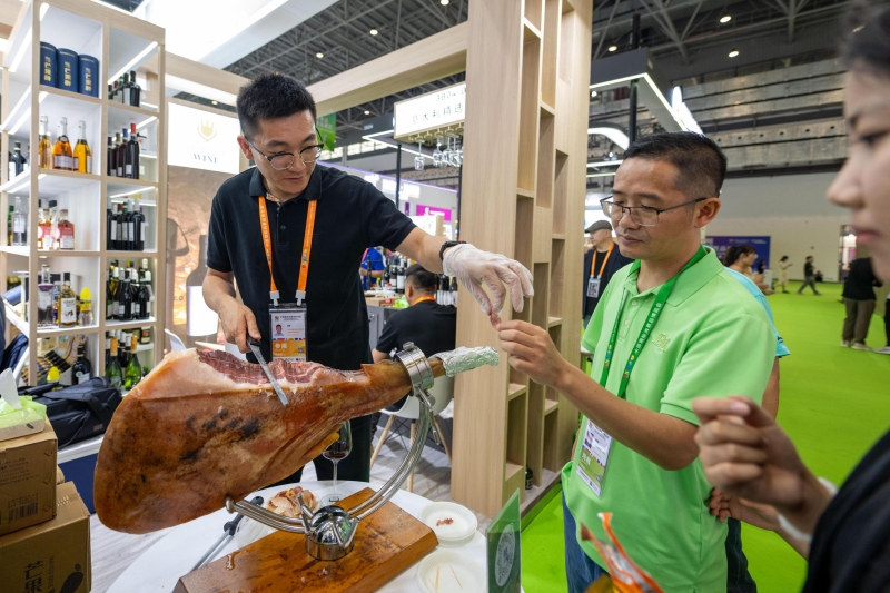 Hainan : les délices culinaires du monde entier à la 4e CICPE à Haikou