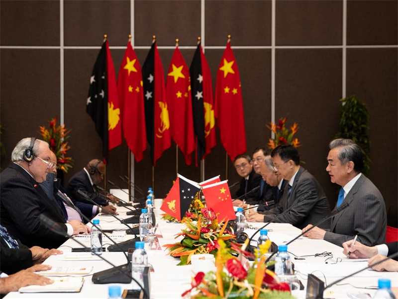 La Chine va travailler avec la PNG pour renforcer le partenariat stratégique global, déclare Wang Yi