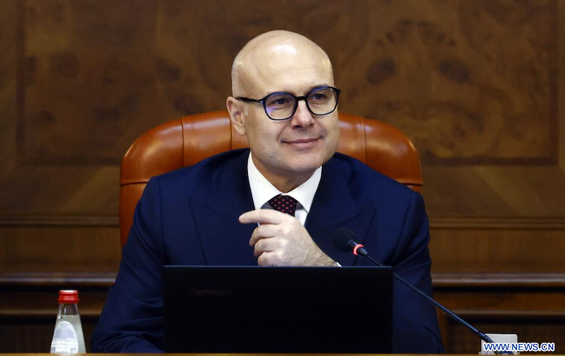 Le parlement serbe adopte la liste des membres du nouveau gouvernement