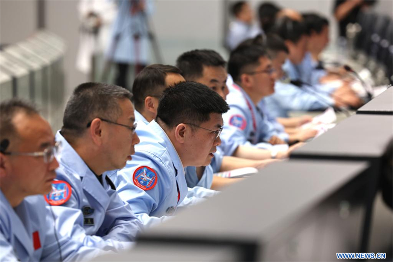 Chine : fin de l'amarrage en orbite lunaire de Chang'e-6 et transfert des échantillons au module de retour