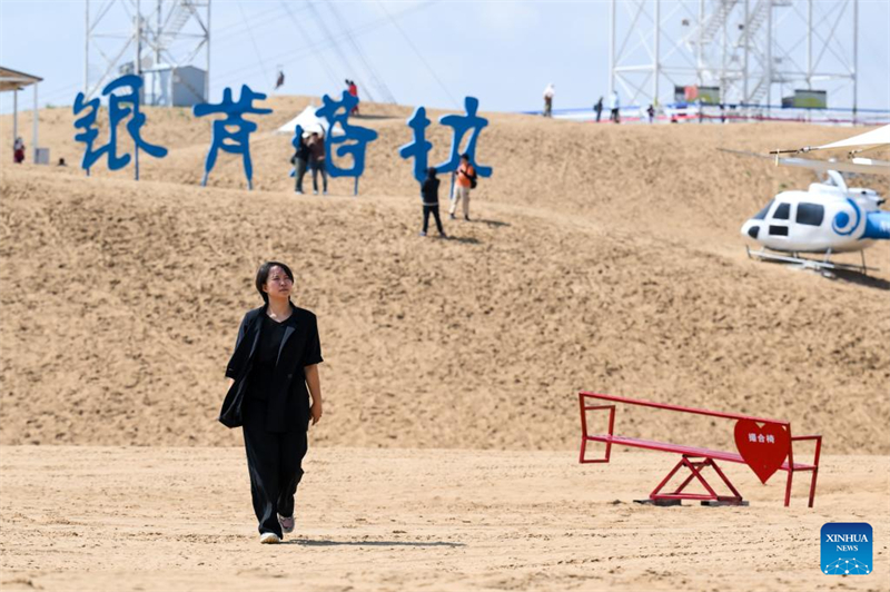 Mongolie intérieure : le tourisme dans le désert se développe en même temps que la protection écologique dans la bannière de Dalad