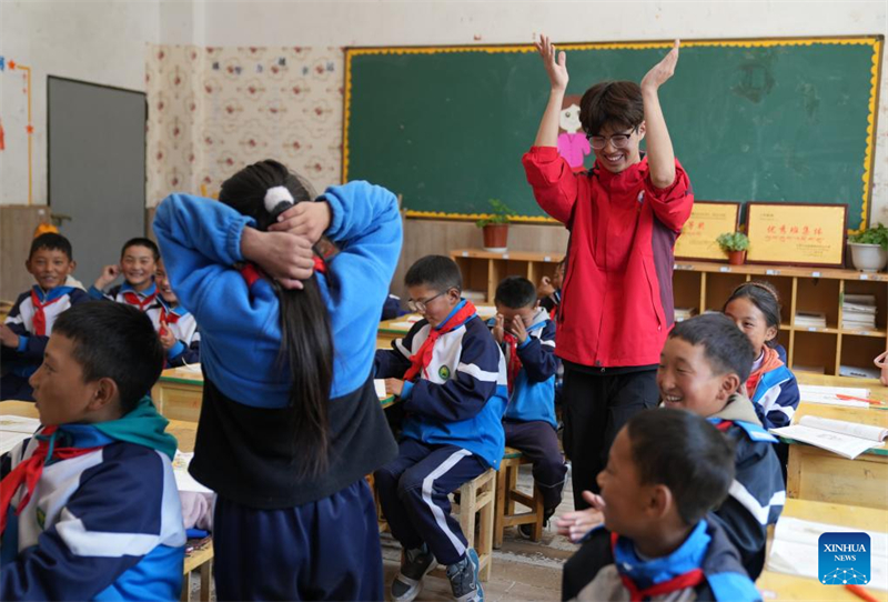 Comment l'aide jumelée du Guangdong stimule le développement de l'éducation au Xizang