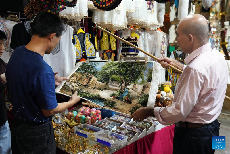 Xinjiang : Kachgar, une ville antique devenue une destination touristique unique alliant histoire et modernité