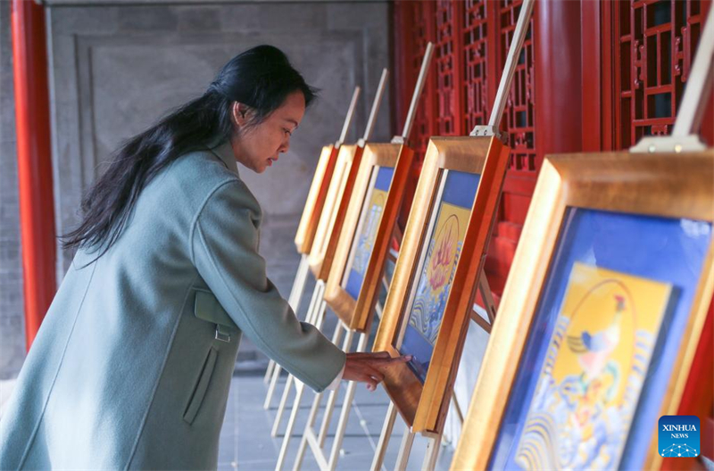 Histoire en photos d'une héritière de la broderie de Beijing