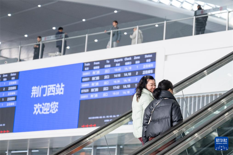 Hubei : mise en service de la ligne à grande vitesse Jingmen-Jingzhou