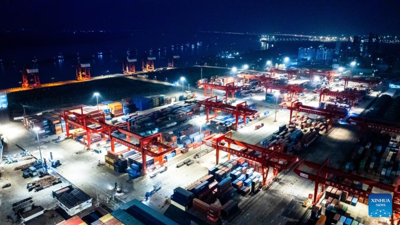 Hubei : le port de Yangluo ? Wuhan, port majeur sur le fleuve Yangts?