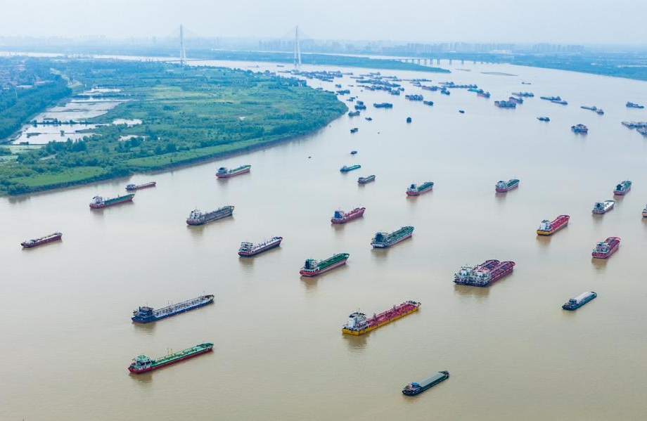 Hubei : le port de Yangluo ? Wuhan, port majeur sur le fleuve Yangts?