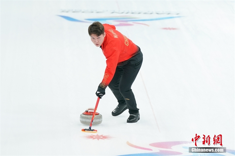 Les athlètes chinois remportent leur première victoire des 9e Jeux d'hiver asiatiques