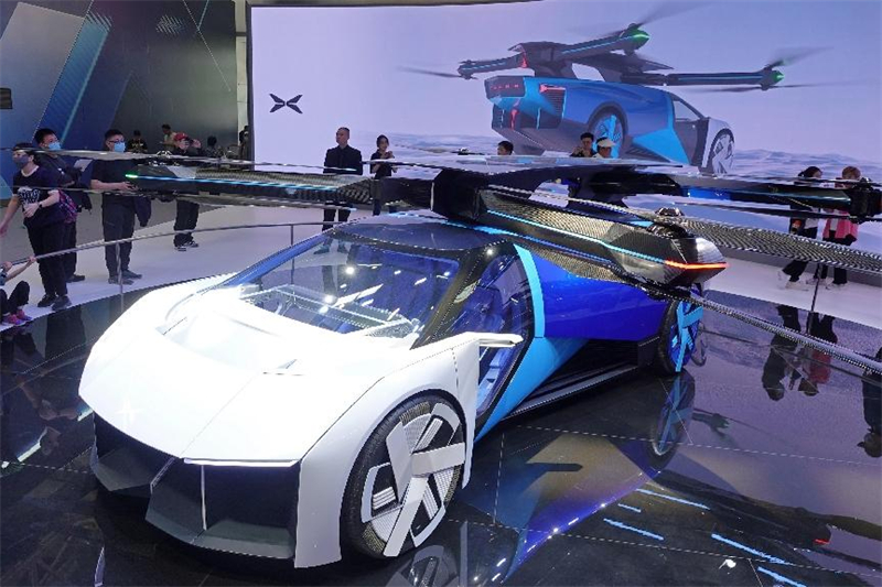 Une voiture volante développée par la société chinoise XPeng présentée au Salon international de l'automobile de Beijing 2024, le 3 mai 2024. (Tang Ke / Pic.people.com.cn)