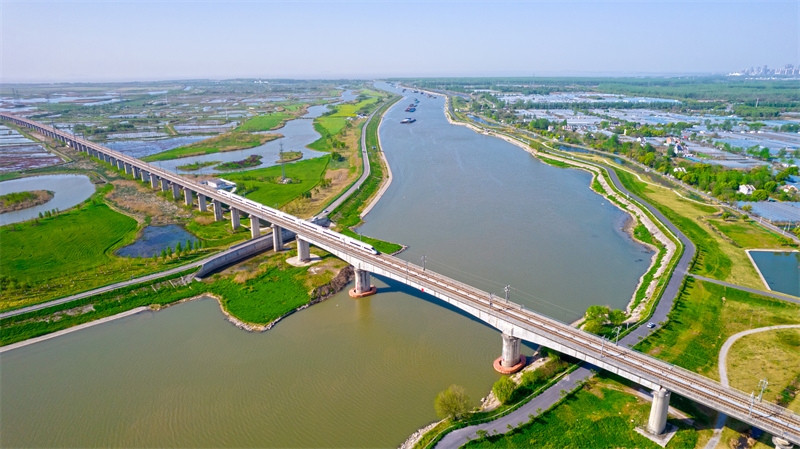 Anhui : les belles images de l'espoir au printemps à Hefei