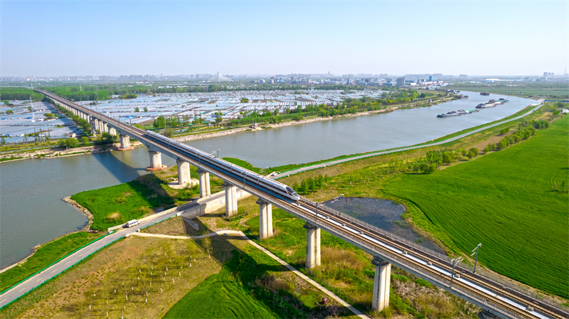 Anhui : les belles images de l'espoir au printemps à Hefei
