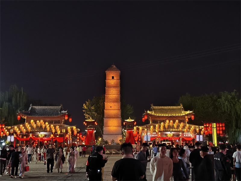Henan : Luoyang, treize fois capitale de dynasties anciennes et quatre mille ans d'histoire