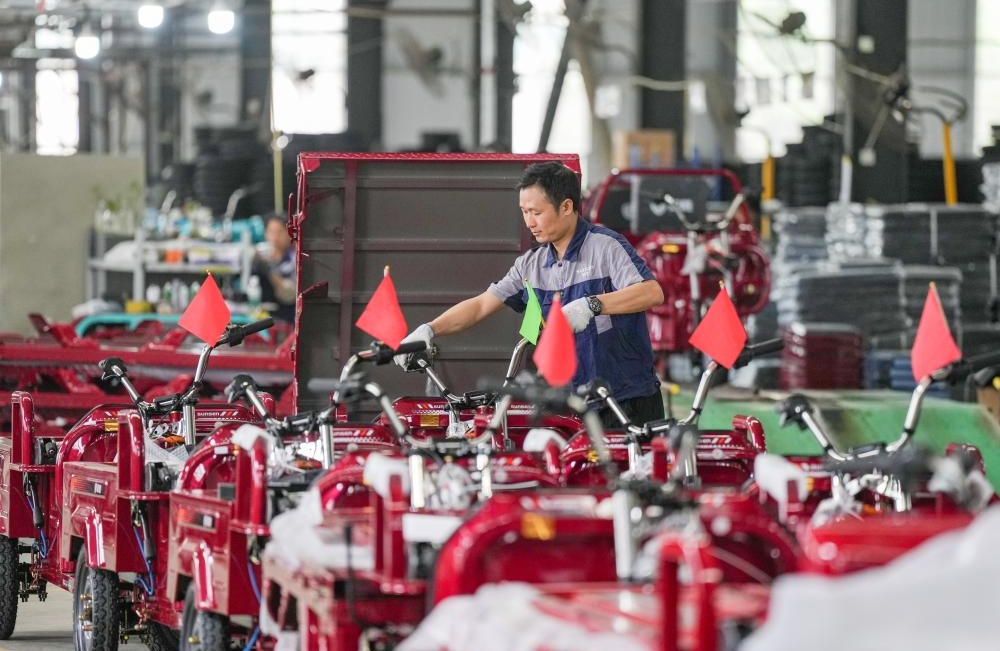 Sichuan : une PME basée sur la technologie enregistre une explosion de ses ventes de tricycles électriques à l'exportation
