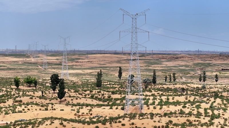 Ningxia : un projet photovoltaïque composite d'un million de kW connecté à Lingwu