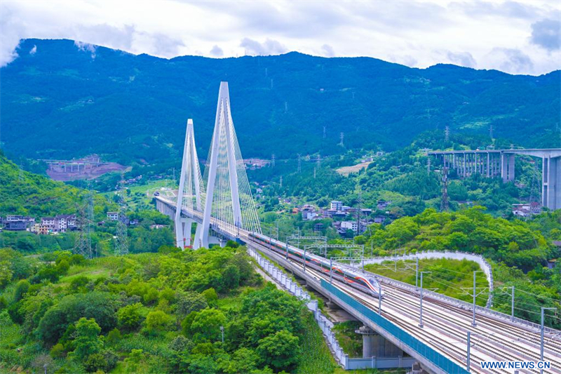Chine : mise en service d'un tronçon clé de la ligne à grande vitesse Chongqing-Xiamen