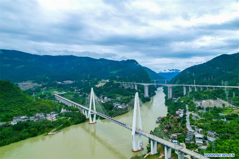 Chine : mise en service d'un tronçon clé de la ligne à grande vitesse Chongqing-Xiamen