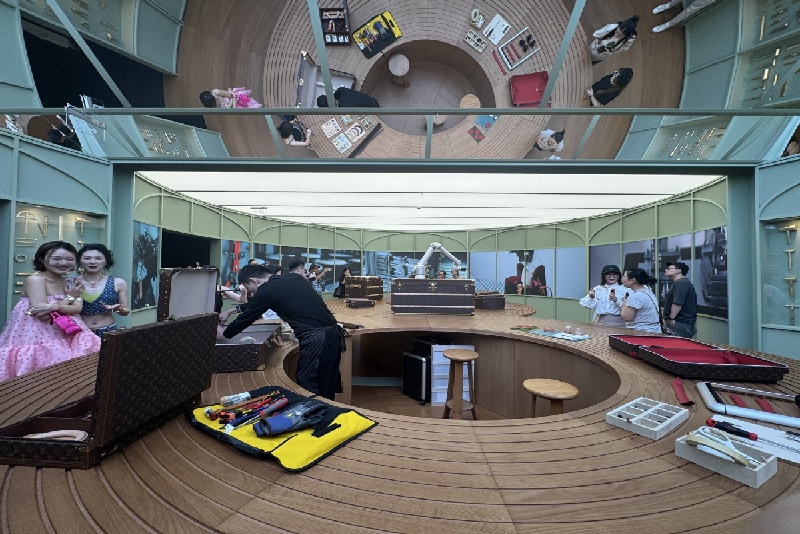 Louis Vuitton dévoile son premier espace « The Louis » du monde à Shanghai