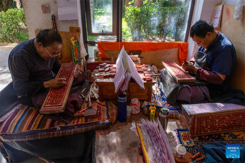 Le Xizang améliore la protection de son patrimoine culturel immatériel