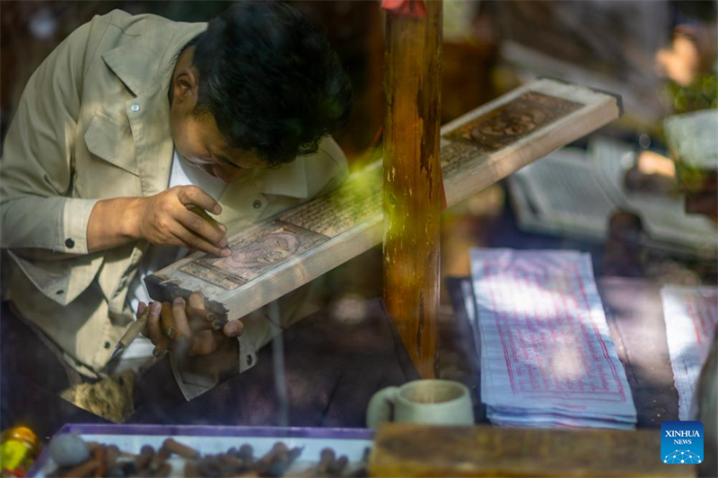 Le Xizang améliore la protection de son patrimoine culturel immatériel