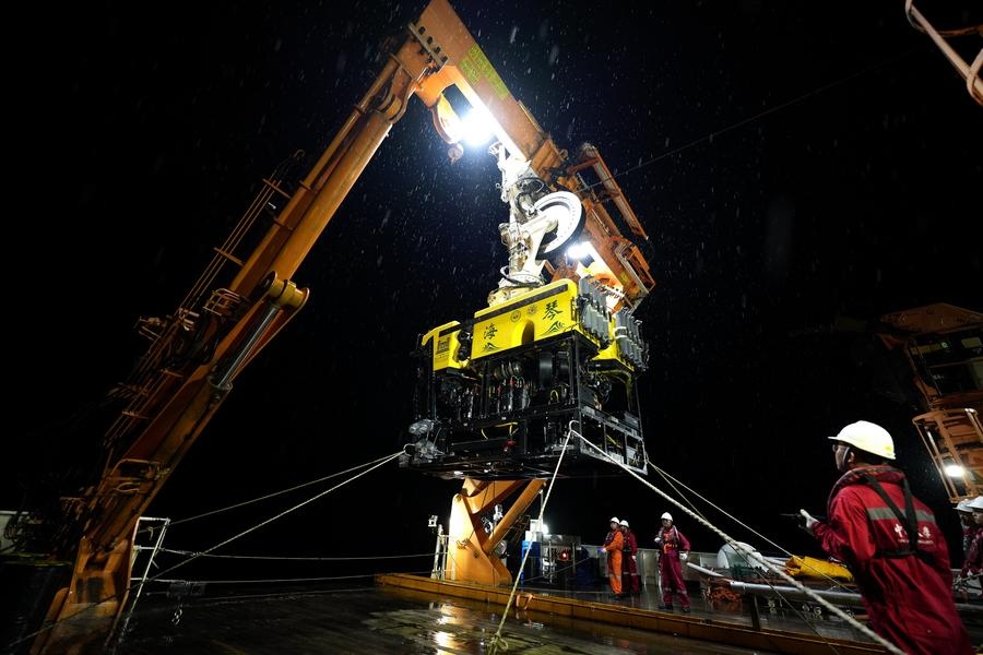Le nouveau véhicule d'exploration en eaux profondes chinois Haiqin termine une mission en mer de Chine méridionale