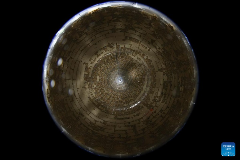 Le détecteur de neutrinos ultra-large chinois a commencé ses opérations de recherche de « particules fantômes »